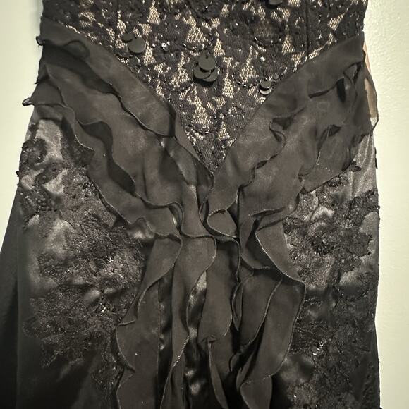 Mandalay Gown 12 Maxi Mermaid V-Neck Ruffle Satin Black NWT Fairygoth - Picture 7 of 13